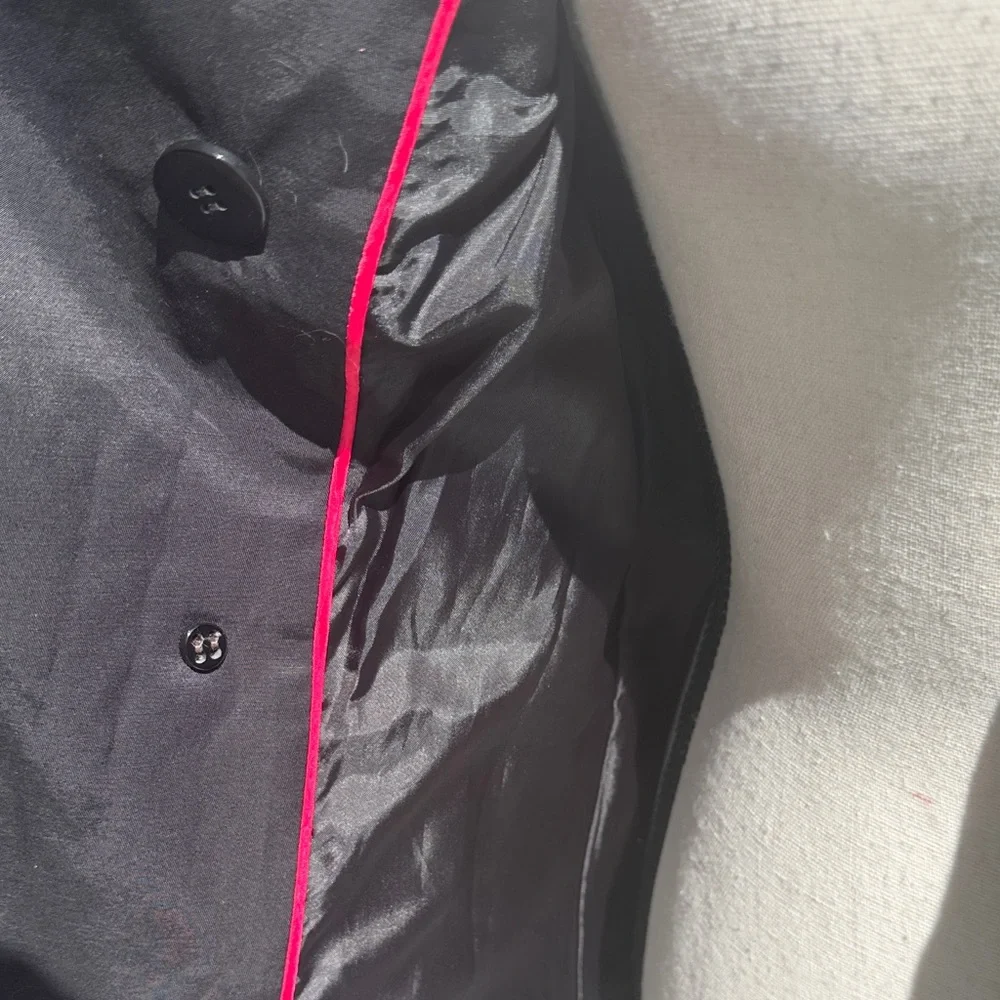 Black Rivet Belted Short Trench Coat extra small NWOT comfort polished girly BTS
